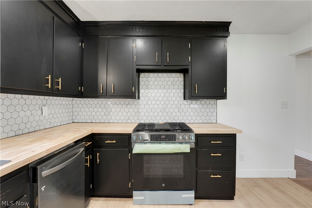 29050 Edgewood Drive Willowick OH 44095