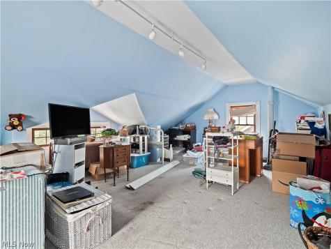 16610 Ernest Avenue Cleveland OH 44111