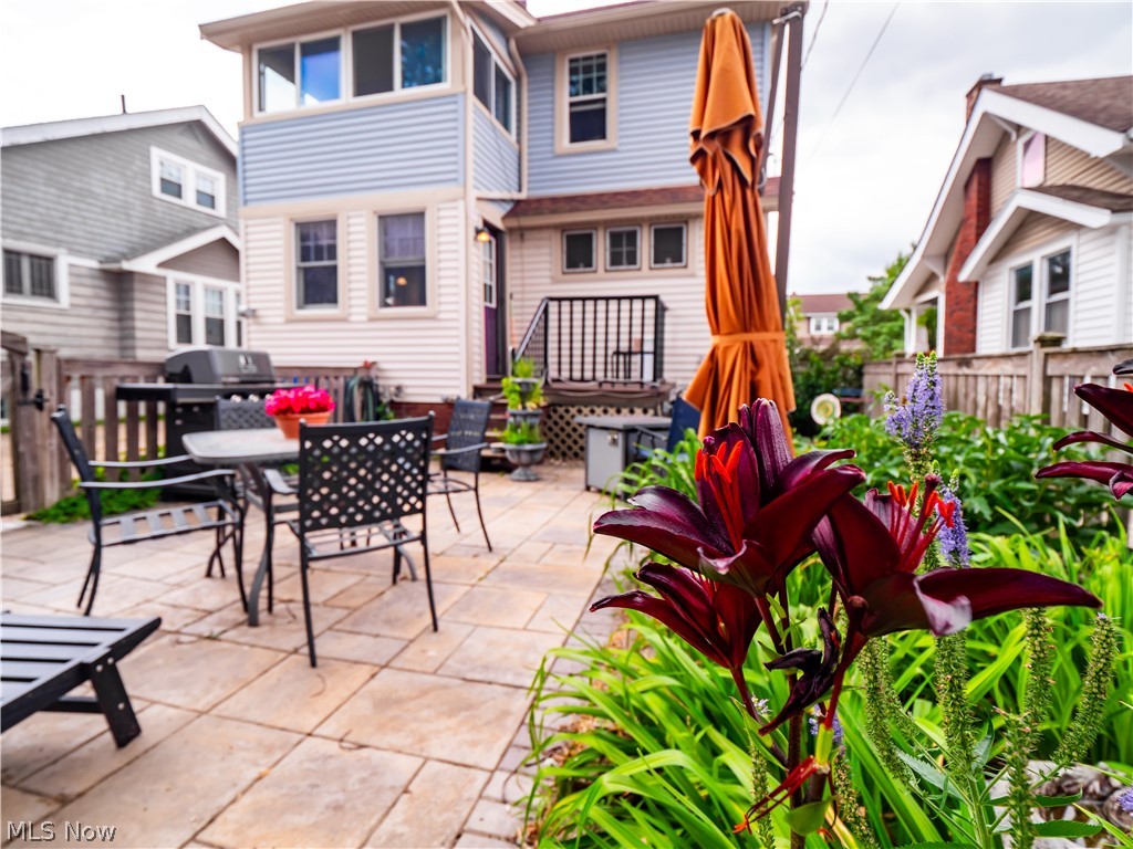 16610 Ernest Avenue Cleveland OH 44111