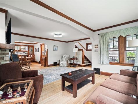 16610 Ernest Avenue Cleveland OH 44111