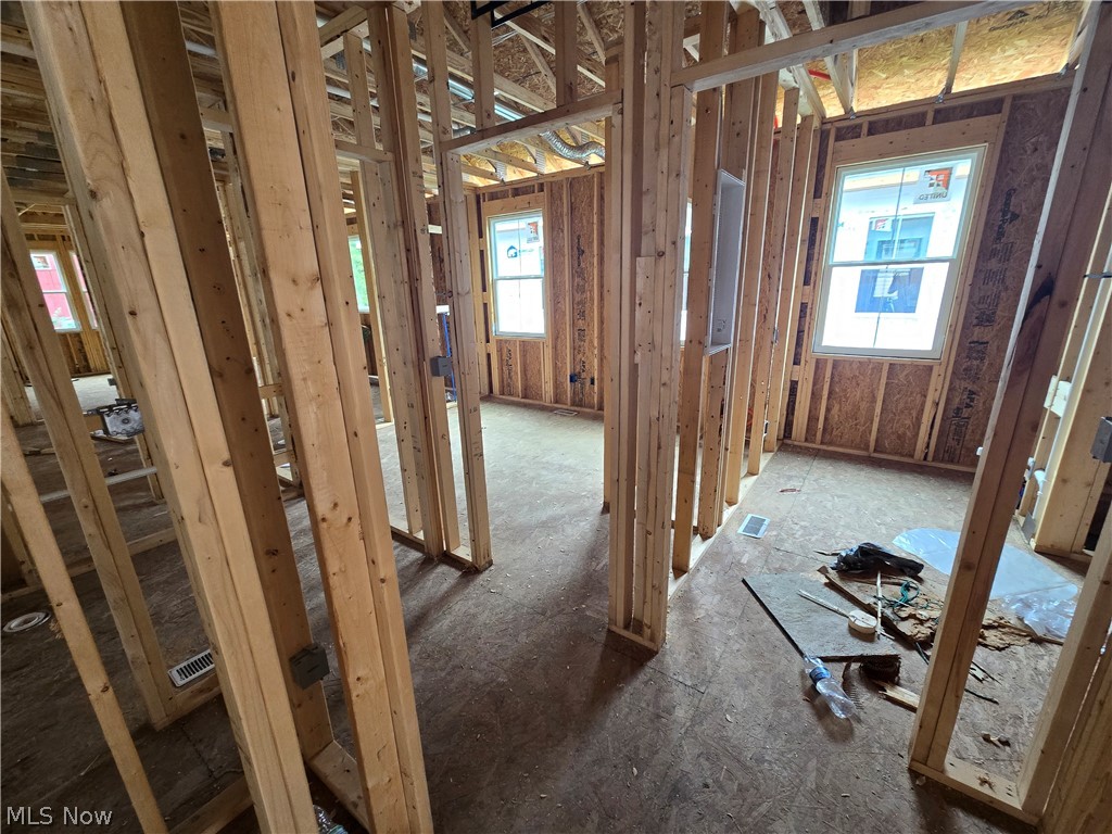 318 Delta Way Elyria OH 44035