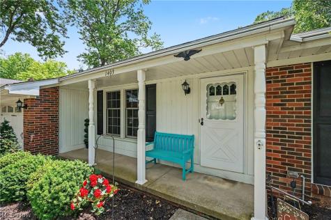 1403 Whippoorwill Trail Stow OH 44224