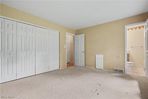 1403 Whippoorwill Trail Stow OH 44224
