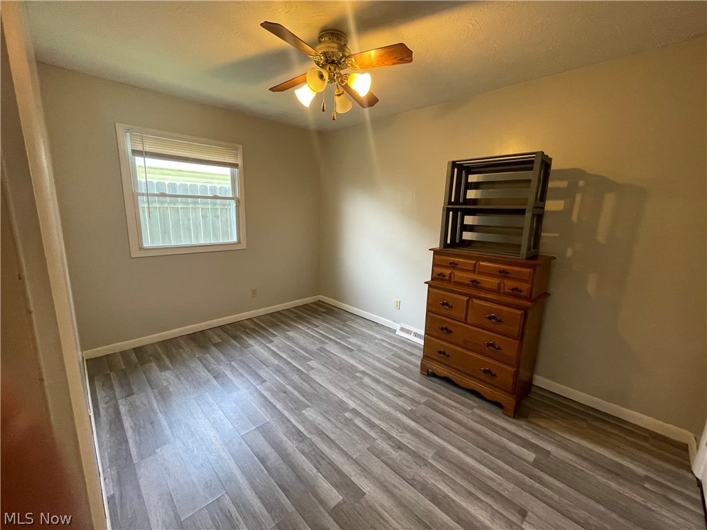 611 S Logan Street Elyria OH 44035