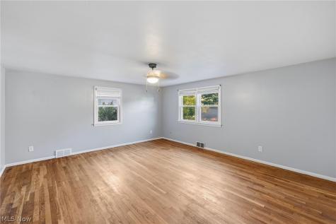 23660 Cedar Road Beachwood OH 44122