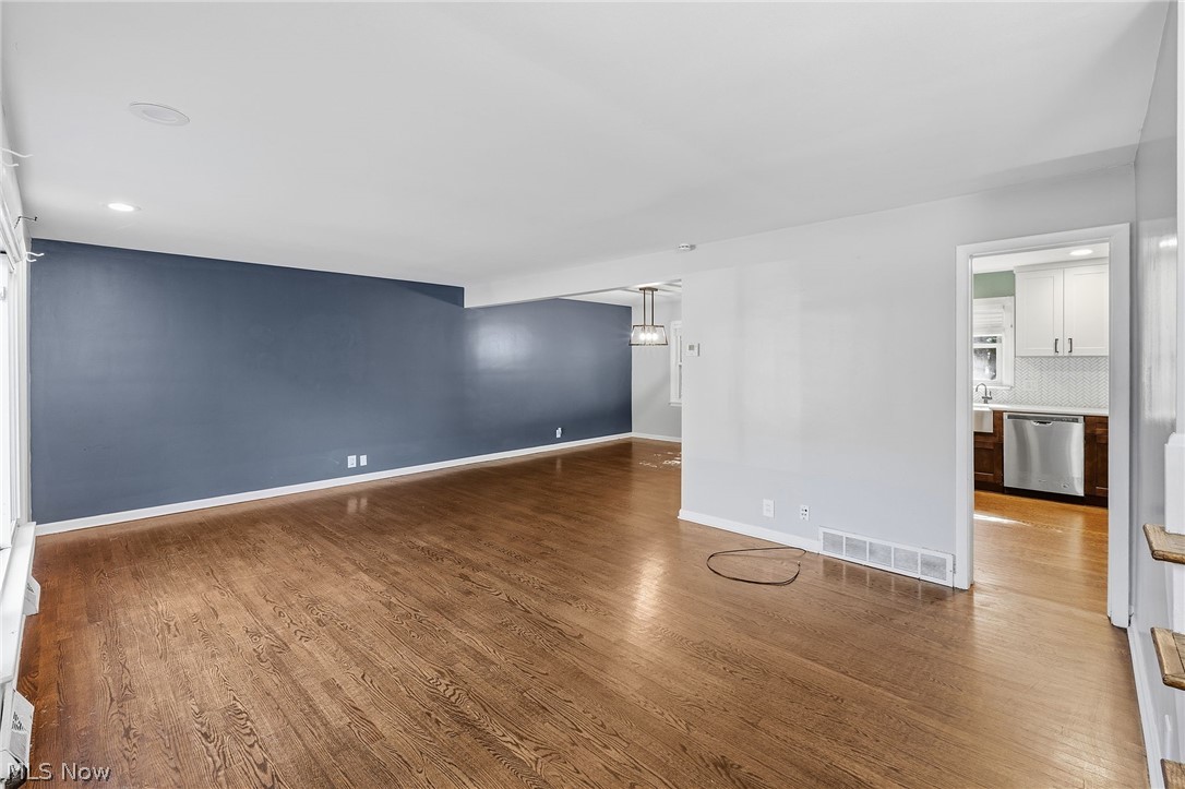 23660 Cedar Road Beachwood OH 44122