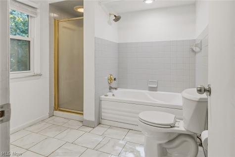 23660 Cedar Road Beachwood OH 44122