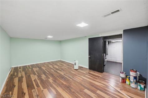 23660 Cedar Road Beachwood OH 44122