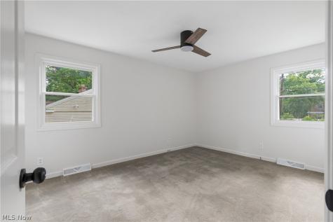 4126 Stratford Road Youngstown OH 44512