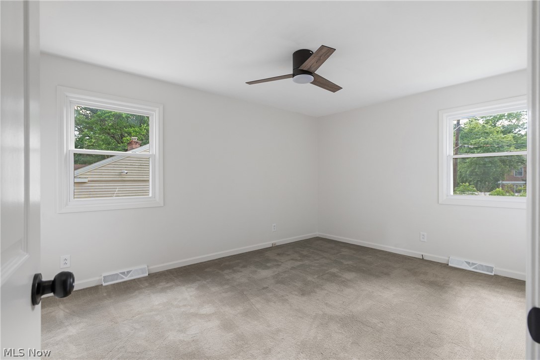 4126 Stratford Road Youngstown OH 44512