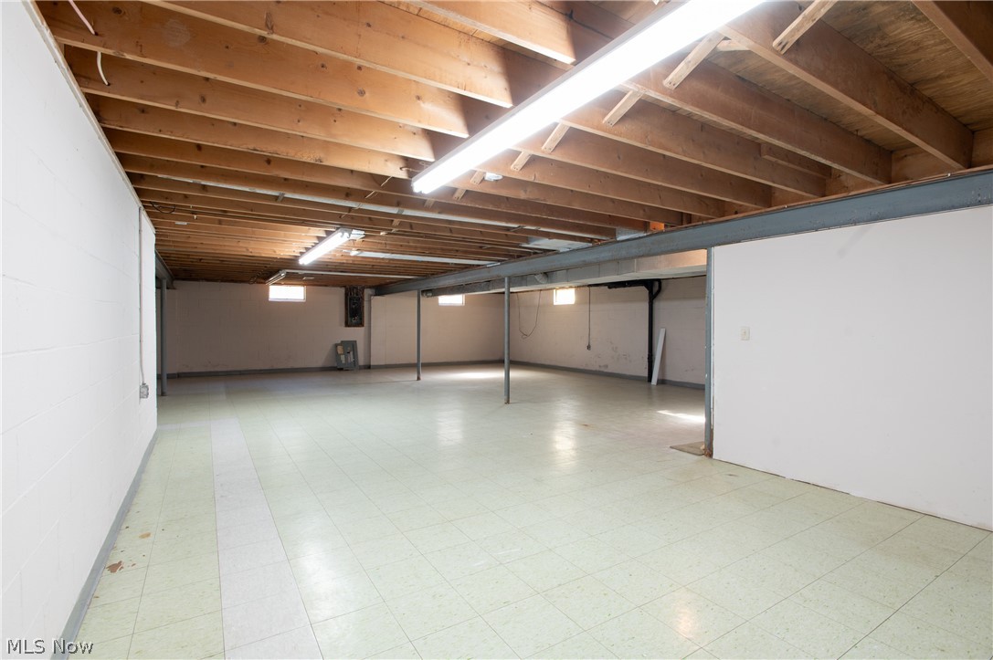 4126 Stratford Road Youngstown OH 44512