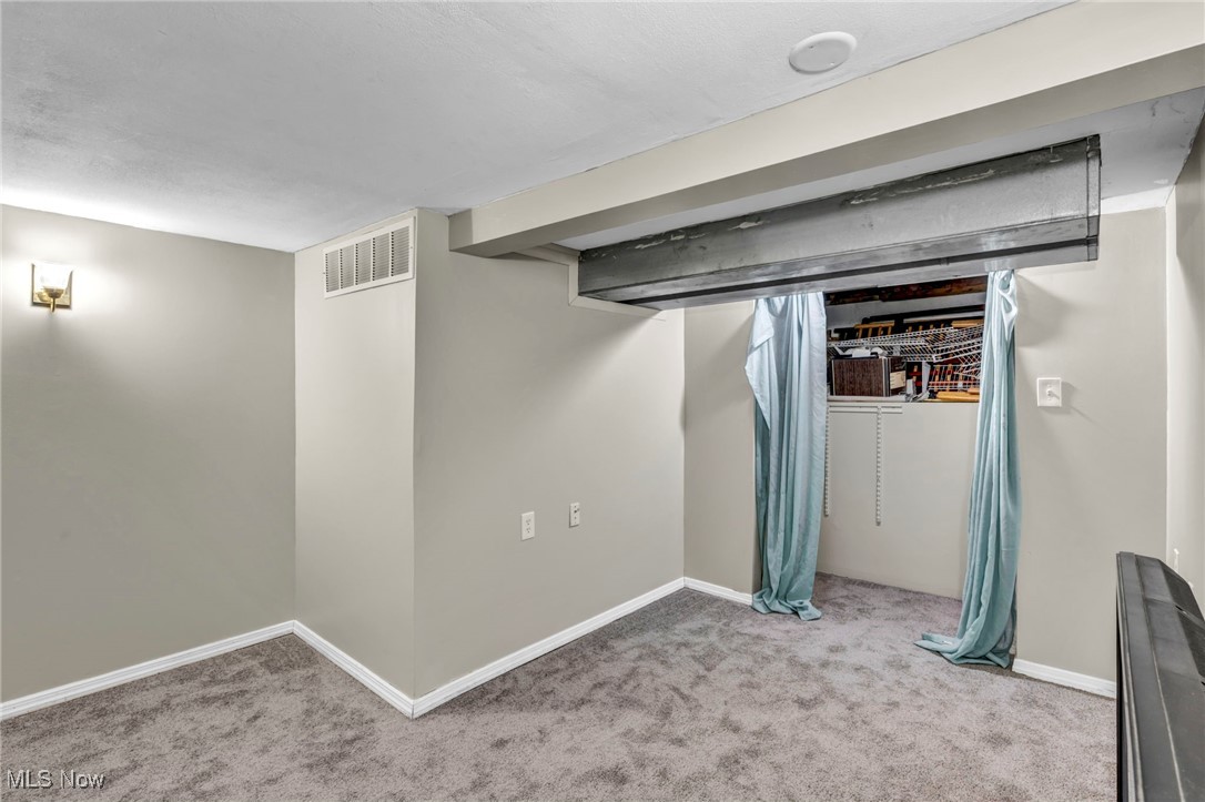 880 Utica Avenue Akron OH 44312