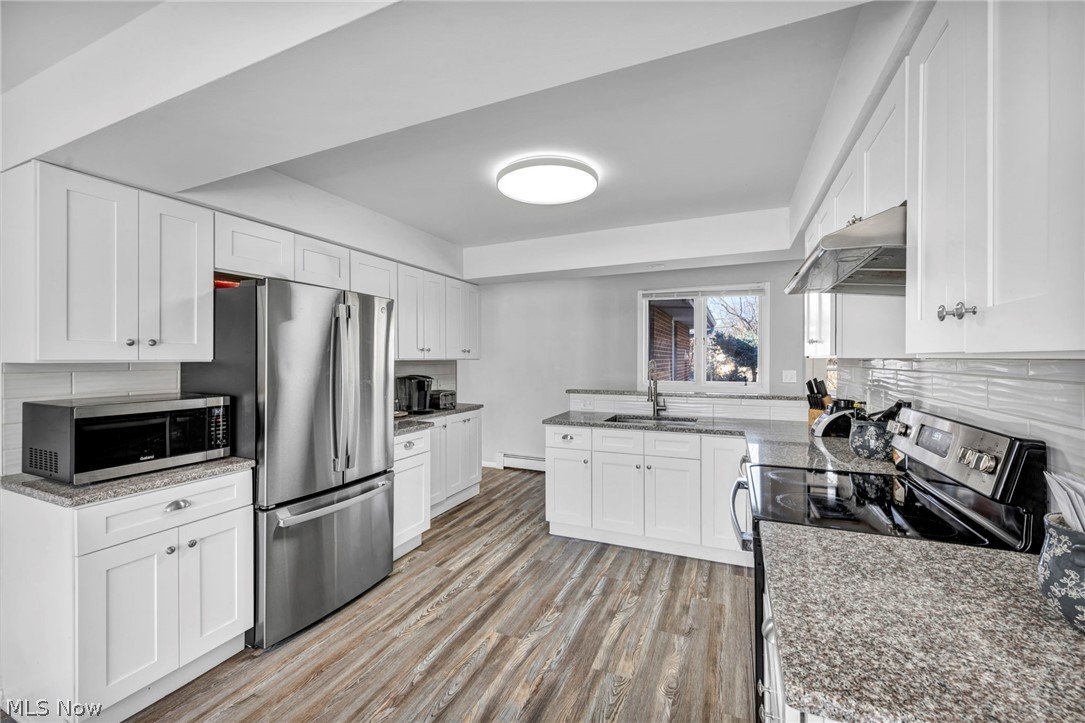 25641 Glenbrook Boulevard Euclid OH 44117