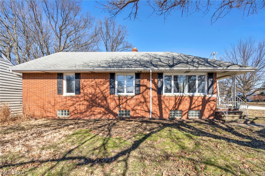 25641 Glenbrook Boulevard Euclid OH 44117