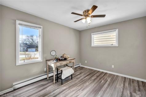 25641 Glenbrook Boulevard Euclid OH 44117