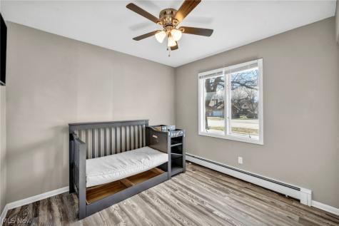 25641 Glenbrook Boulevard Euclid OH 44117