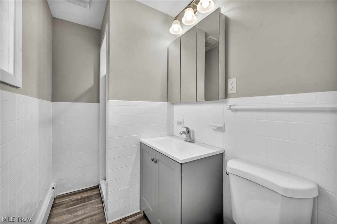 25641 Glenbrook Boulevard Euclid OH 44117