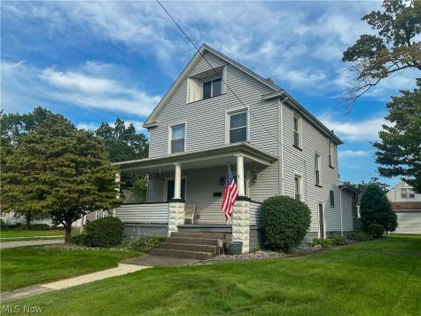 78 Helen Avenue Niles OH 44446