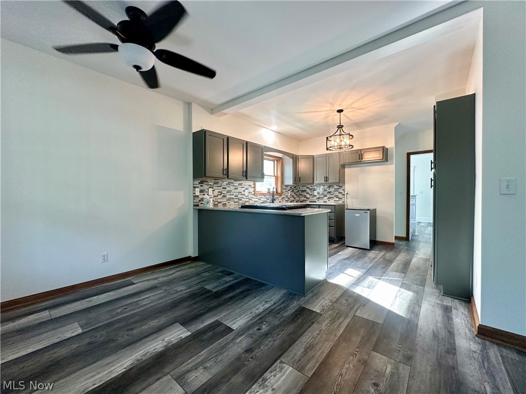 78 Helen Avenue Niles OH 44446
