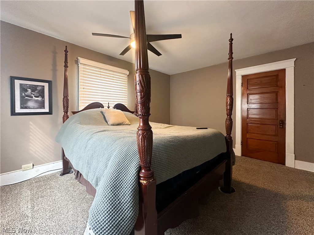78 Helen Avenue Niles OH 44446