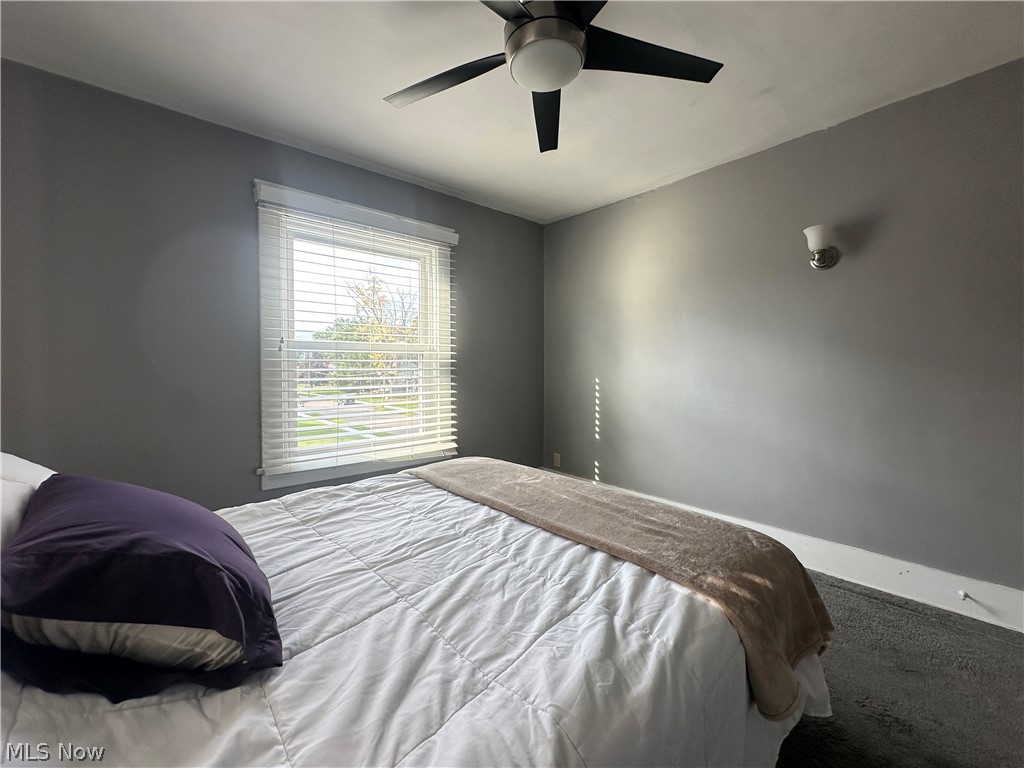 78 Helen Avenue Niles OH 44446