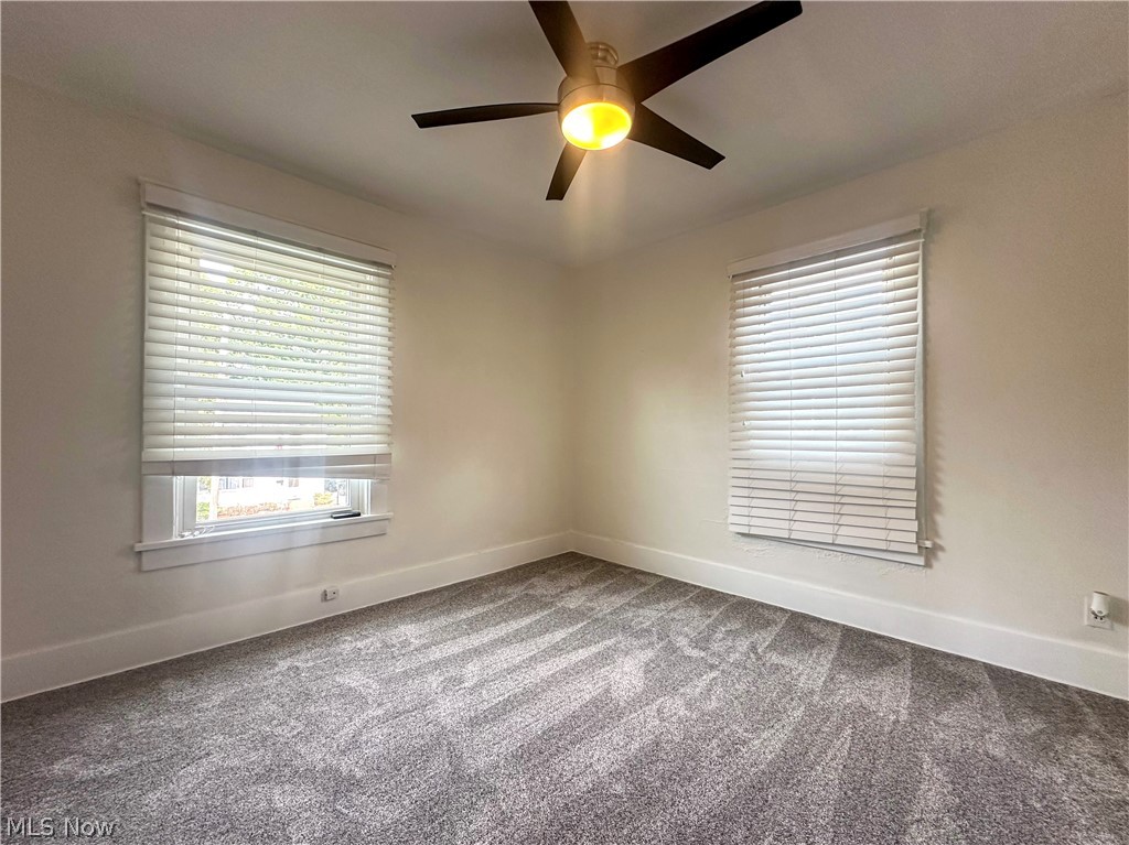 78 Helen Avenue Niles OH 44446