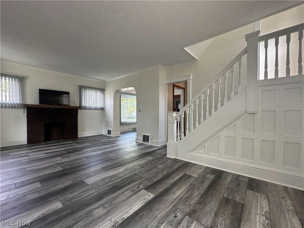78 Helen Avenue Niles OH 44446