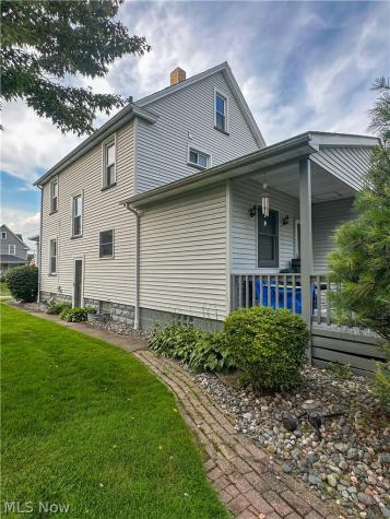 78 Helen Avenue Niles OH 44446