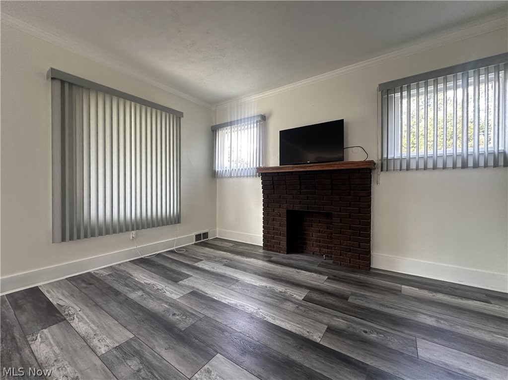 78 Helen Avenue Niles OH 44446