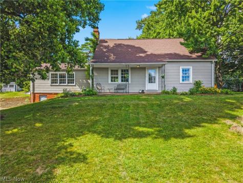 1769 Paradise Road Orrville OH 44667