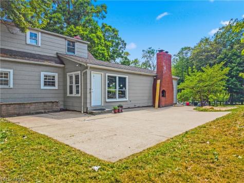 1769 Paradise Road Orrville OH 44667