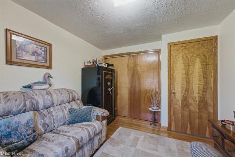 5670 Valerius Street SW Navarre OH 44662