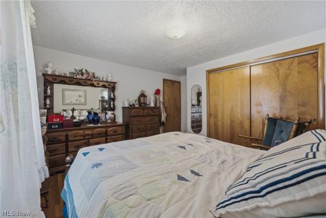 5670 Valerius Street SW Navarre OH 44662
