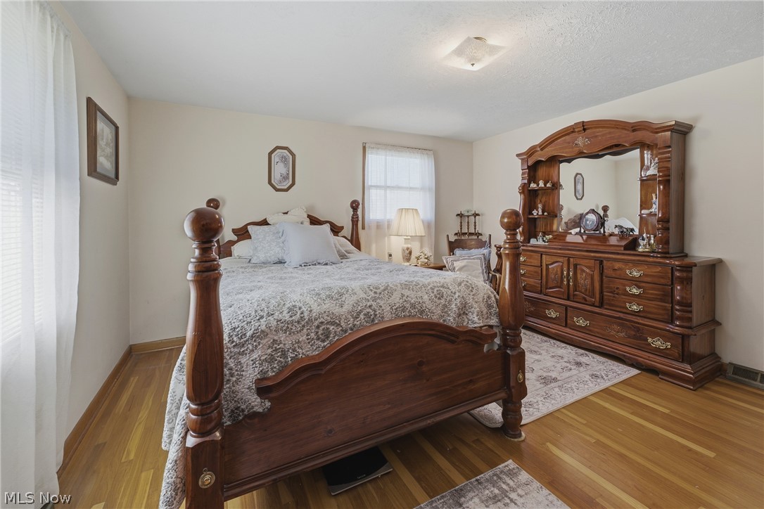 5670 Valerius Street SW Navarre OH 44662