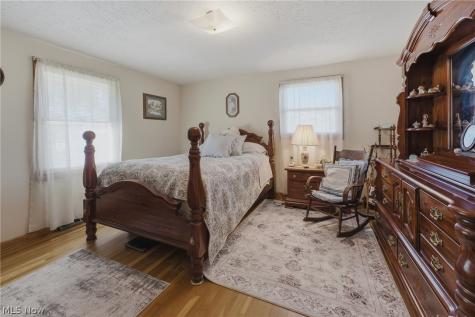 5670 Valerius Street SW Navarre OH 44662