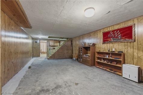 5670 Valerius Street SW Navarre OH 44662