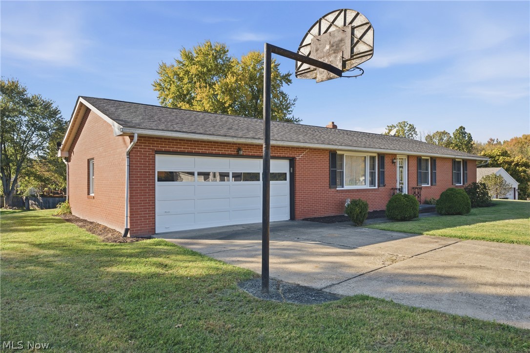 5670 Valerius Street SW Navarre OH 44662