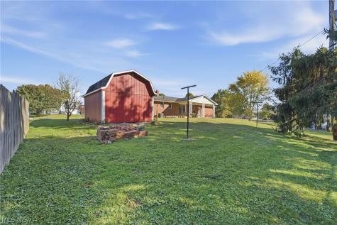 5670 Valerius Street SW Navarre OH 44662