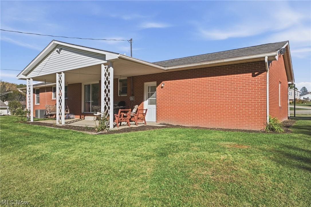5670 Valerius Street SW Navarre OH 44662