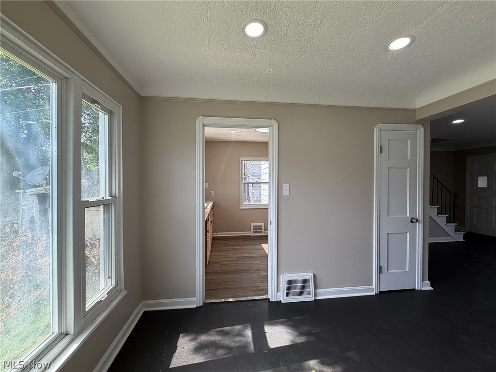 3928 Strandhill Road Cleveland OH 44128