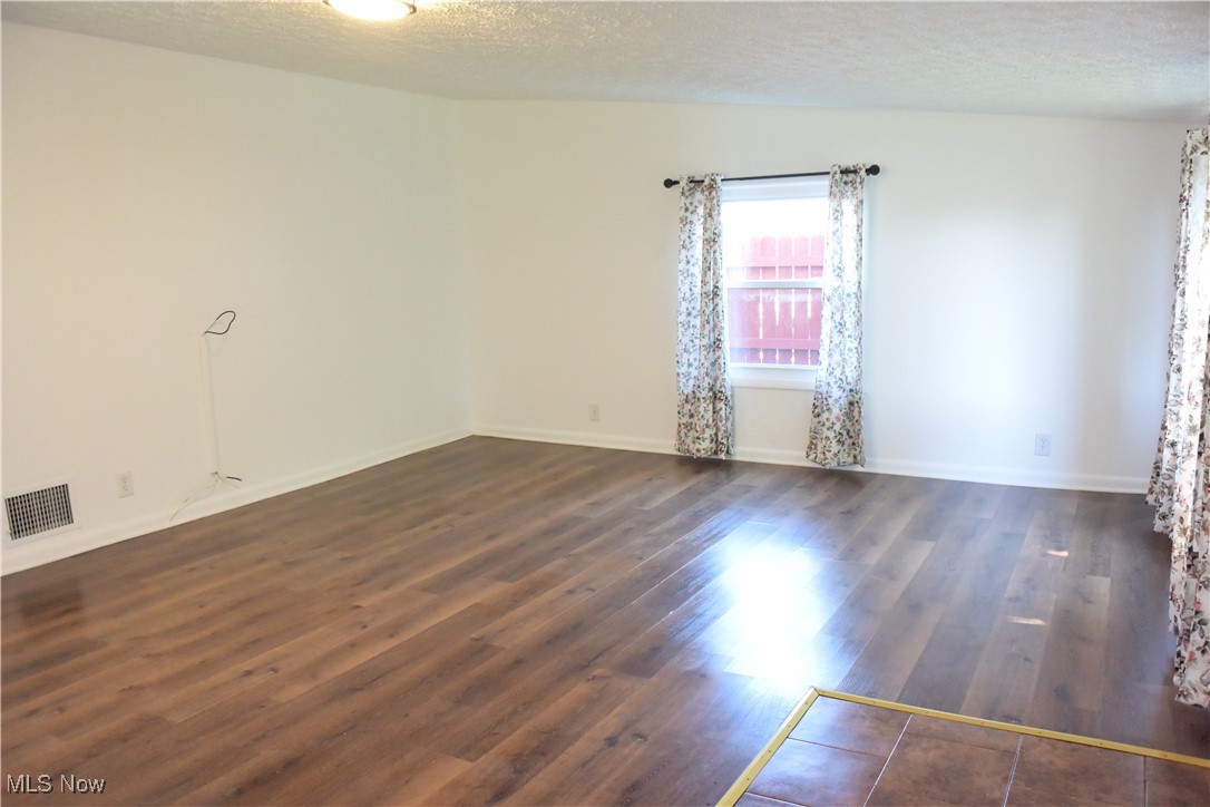 912 Lindsay Avenue Akron OH 44306