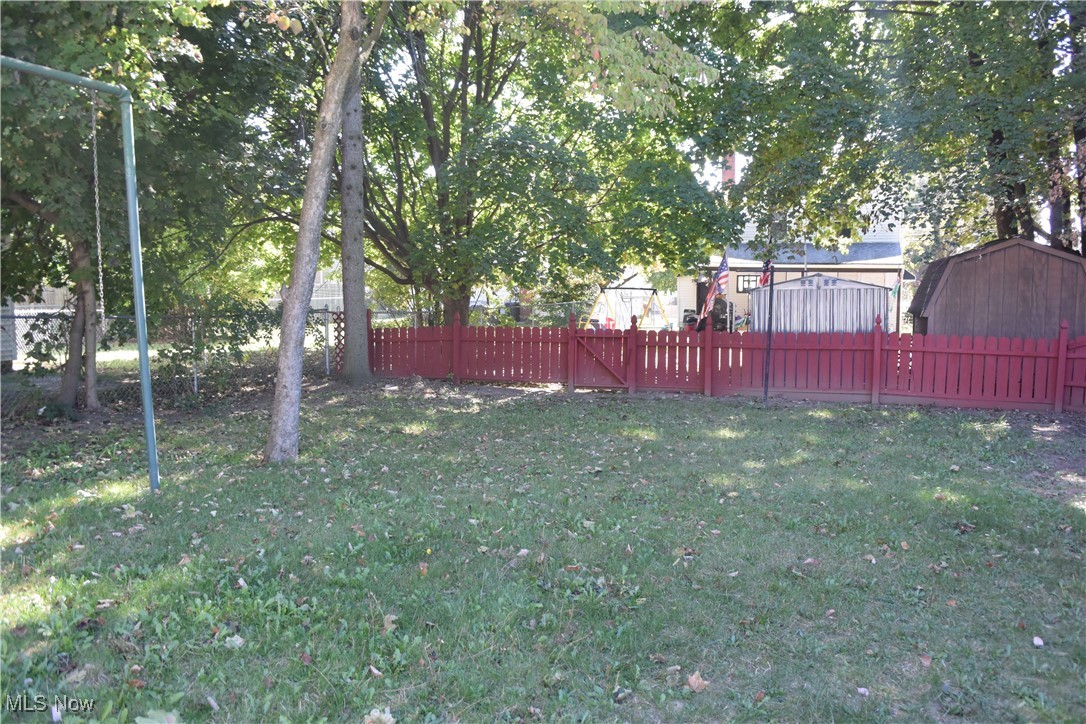 912 Lindsay Avenue Akron OH 44306