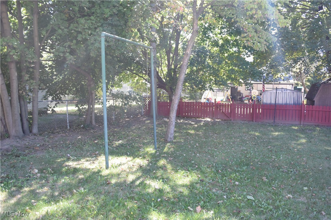 912 Lindsay Avenue Akron OH 44306