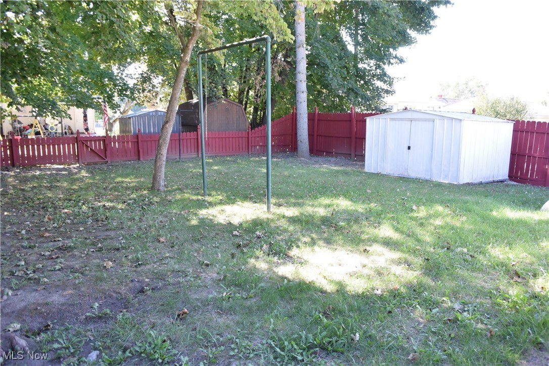 912 Lindsay Avenue Akron OH 44306