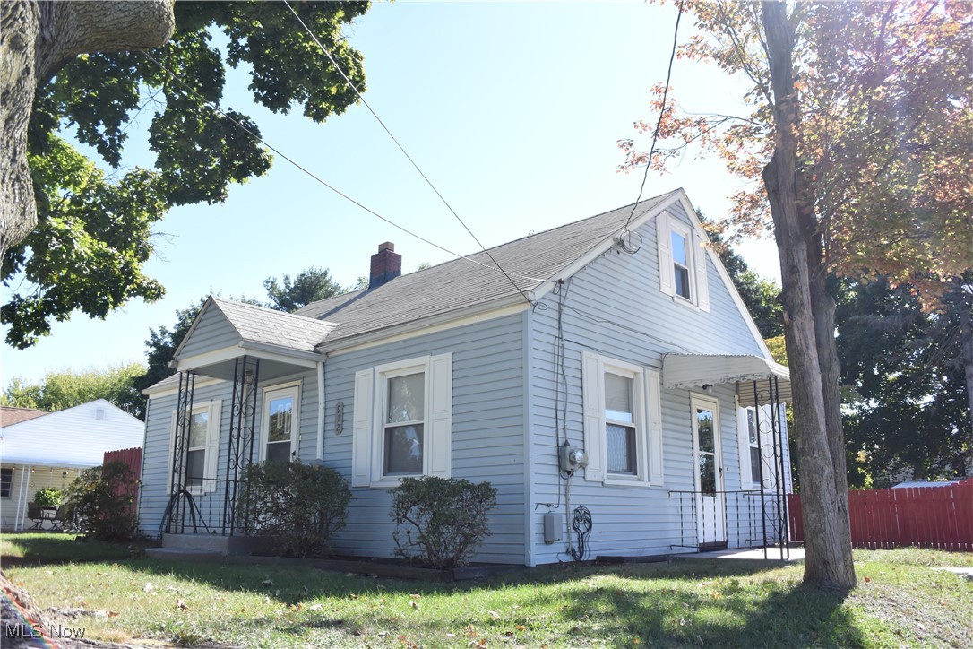 912 Lindsay Avenue Akron OH 44306