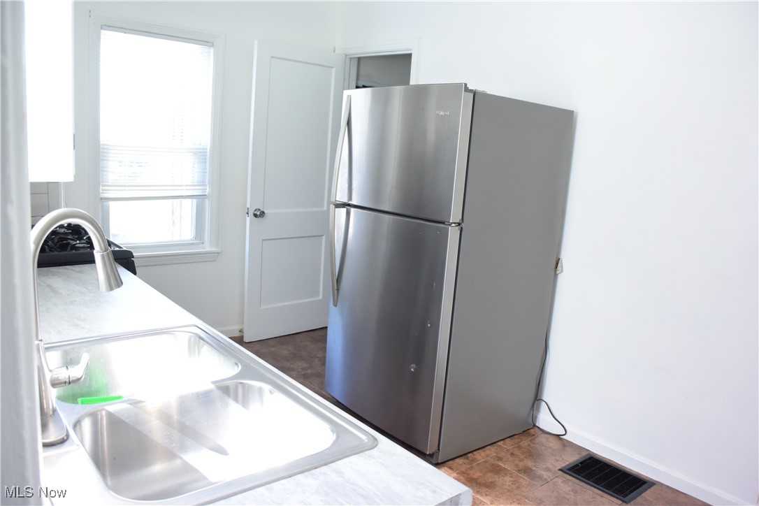 912 Lindsay Avenue Akron OH 44306