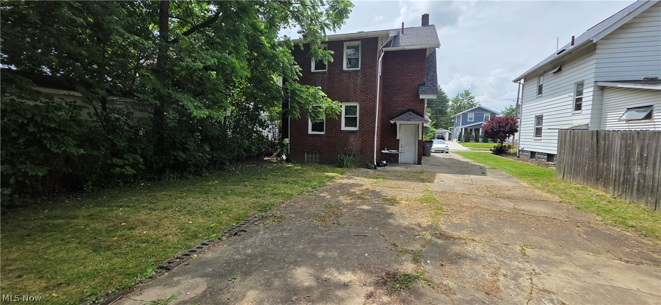 111 N Brockway Youngstown OH 44509