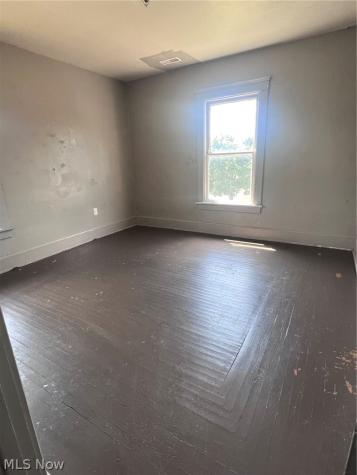 611 West Avenue Elyria OH 44035