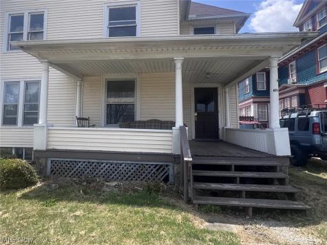 611 West Avenue Elyria OH 44035