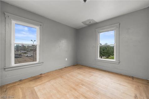 611 West Avenue Elyria OH 44035